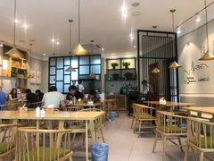 大堂-镇南锅盖面馆(解放路店)