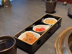 -铭牛烧肉·和牛海鲜自助(高新月牙湖店)