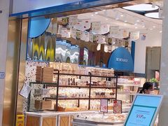 门面-乐兹薇尔(海宁爱琴海购物公园店)