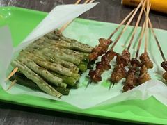 -蚝哥花姐湛江烤生蚝(美丽湾市场店)