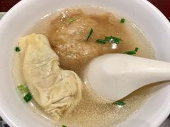 面筋百页单档汤-鲜得来排骨年糕(云南南路店)