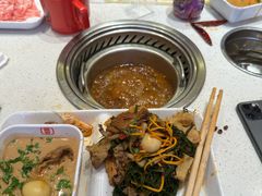 -龍歌自助小火锅(市南金茂湾店)