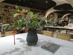 -钟书阁(珍园店)