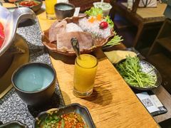 -湊湊火锅·茶憩(新中关购物中心店)