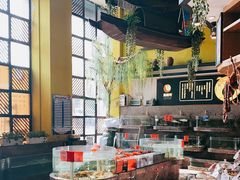 -黄泥岗·地道湖北菜(奥特莱斯店)