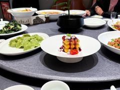 -连鹭海鲜·海肠捞饭·海胆饭(星海店)