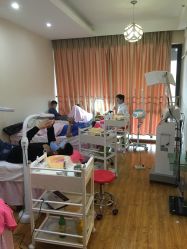 -成都苗方清颜专业祛痘