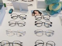 -罗伯特眼镜·蔡司官方授权(前海桂湾店)
