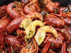 -嗨辣小聚·盘锦河蟹·海鲜烧烤龙虾(盘锦十年好店)
