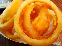 洋葱圈&nbsp;2-FATBURGER 特富客汉堡(外交公寓店)