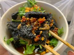 -黑色经典臭豆腐·湖南特产(步行街店)