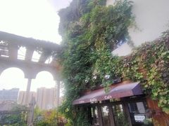 -一米阳光咖啡店(百通尚风尚水店)