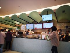 -奈雪的茶(亨特国际广场店)