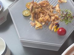 -凤凰湘语·平价海鲜餐厅(浦东旗舰店)