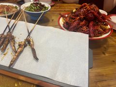 -冶建镜子·老南昌大排档·江西虾王(总店)