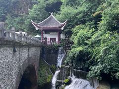 -神农架香溪源景区