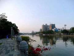-高雄爱河