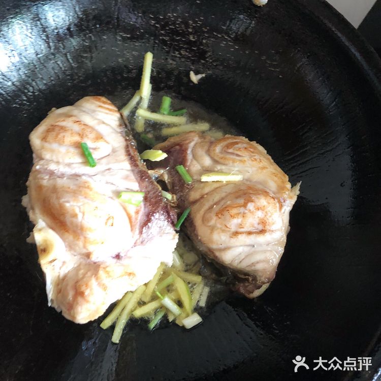 夏日里的美味之好吃又不胖的红烧螺蛳青鱼