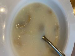 蘑菇浓汤-豪客来牛排(红豆万花城店)