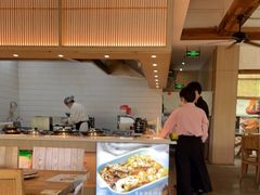 -蜜桃餐厅·伴山(湖滨商业街店)