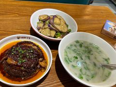 -胡胖子专业长沙菜(衡山路店)