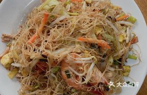 Signature Seafood Thick Noodles