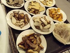 -天宜隆蘑菇宴火锅(石景山旗舰店)