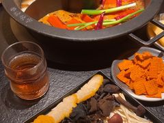 -晓宇重庆火锅(西安荟聚店)