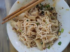 卷粉米线-丽芹豆粉店