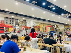 大堂-江城燕子大排档(江汉路步行街店)