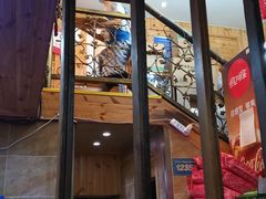 门面-老东镇啤酒屋海鲜加工·蒸汽海鲜·海鲜烧烤(台东店)