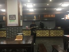大堂-老蚌埠烤串·新派烧烤·油边王(工农路店)