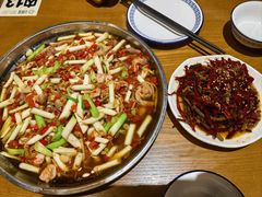 -邱金小炒·30 年盐帮江湖菜(自贡店)