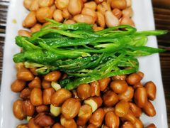 -青海特色美食小炒炕锅牦牛肉火锅