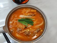 -汤小云火锅米线(钻汇广场店)