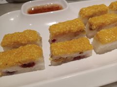 彩虹桂花糕-中央电视塔旋转餐厅