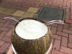 -椰爺爺·椰子冻砵仔糕