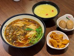 -玖鲜小笼(中山广场店)