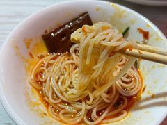 泡椒鸡杂-铁锅哥米线