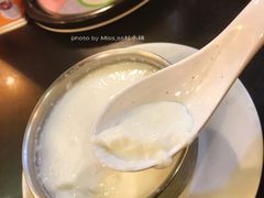 顺德双皮奶-味先肠粉(珠光路店)