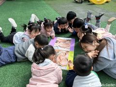 -MuaKids Garden