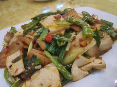 -乡土特色.冷锅鱼.牦牛肉汤锅