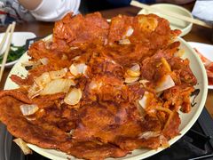 -亲昵春川鸡排(韩国美食街店)