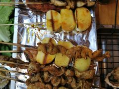 -云晓光头烧烤吧(德平路店)