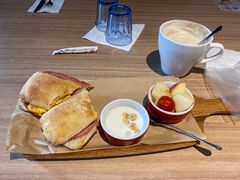 -必胜客(阿罗海店)