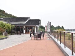 -南北湖湖光山居度假酒店