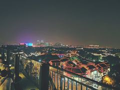 -顽啤熊·酒客酒馆(苏城夜景必选店)