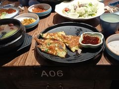 -明洞阿姨·韩式酱蟹烤肉·创意料理(三元桥店)