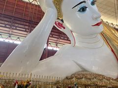 -ခြောက်ထပ်ကြီးရွှေသာလျောင်းဘုရားကြီး