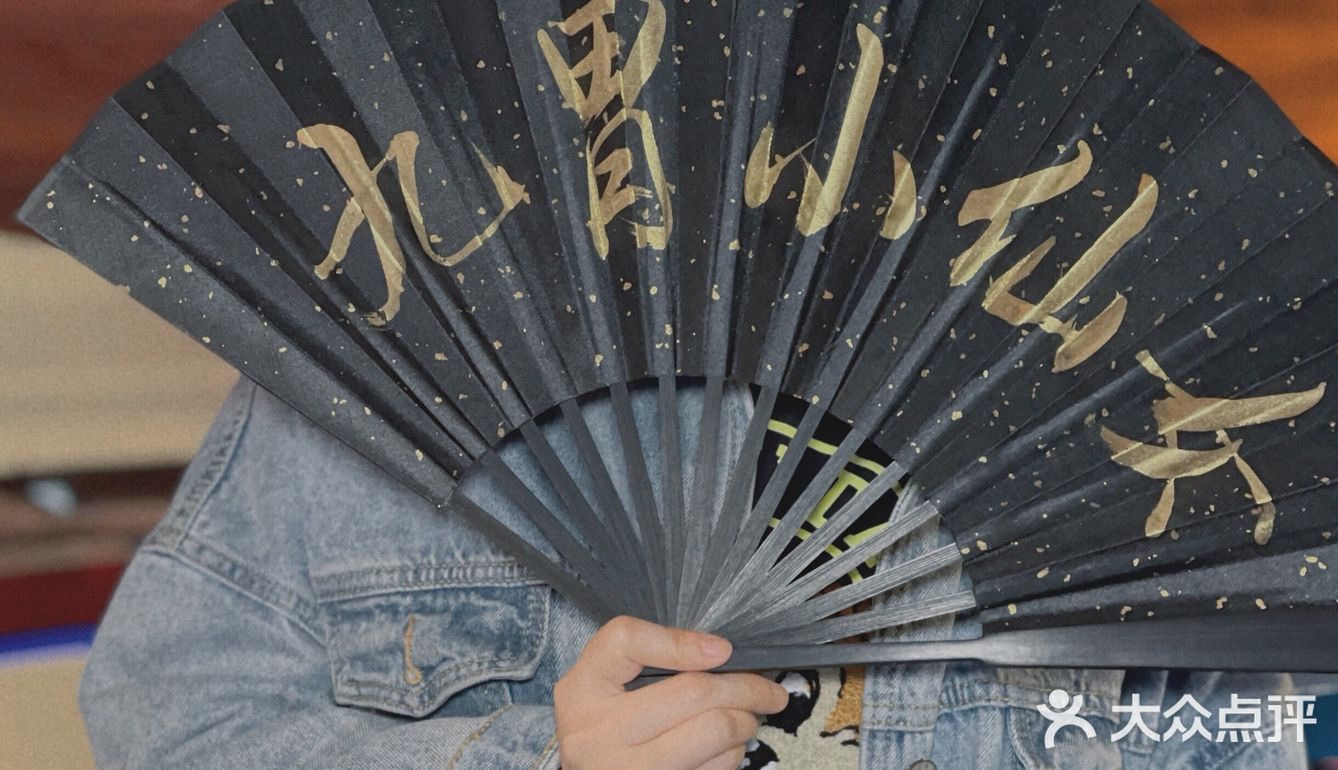 我的妈呀~这家火锅店居然七年都不涨价